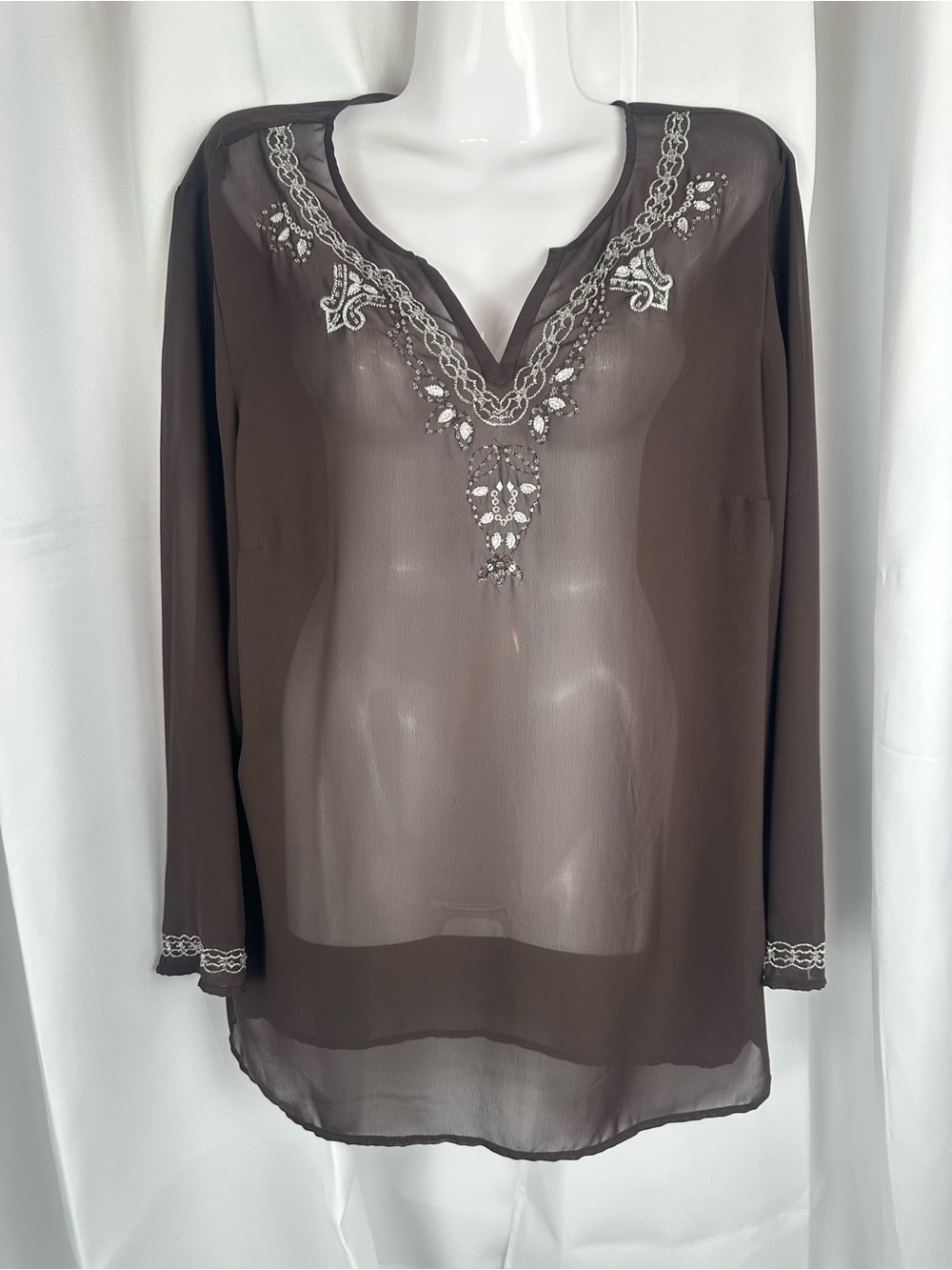 Notations Brown Embroidered Beaded Sheer Top V-neck Side Slits Women’s Large